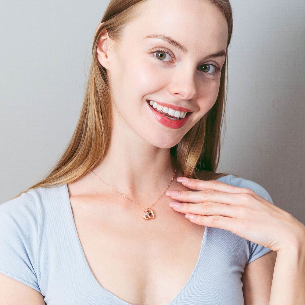 Easycosy Personalized Heart With Diamond Projection Necklace