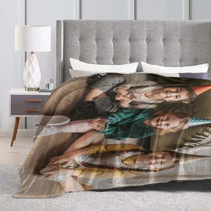 Personalized  Modern Family Photos Flannel Blankets With Text